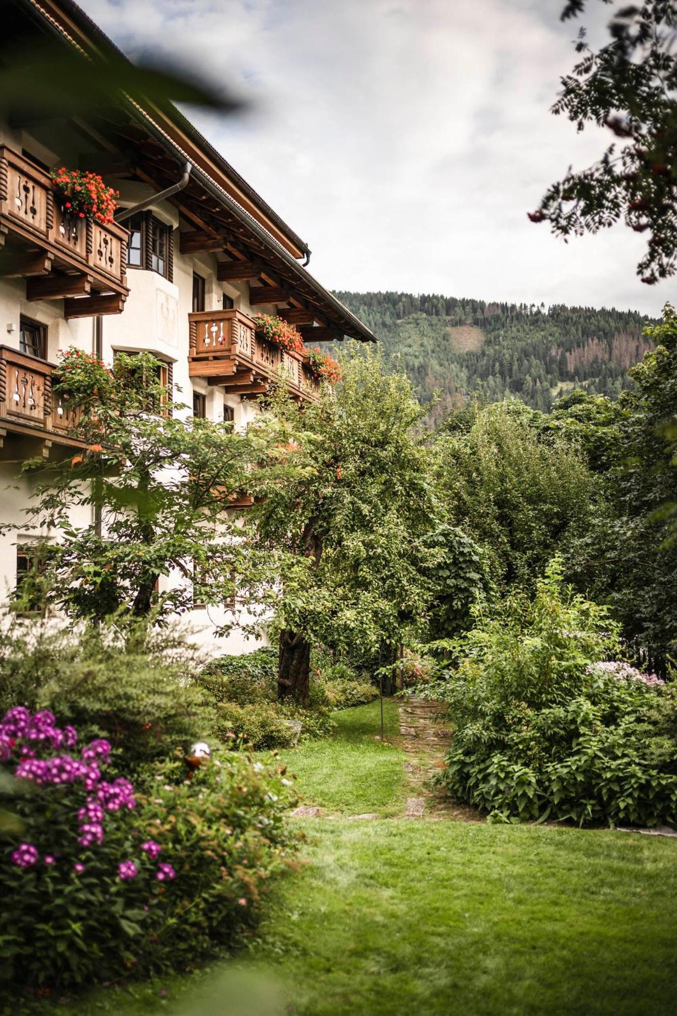 Strasserwirt - Ansitz Zu Tirol Штрассен Екстер'єр фото